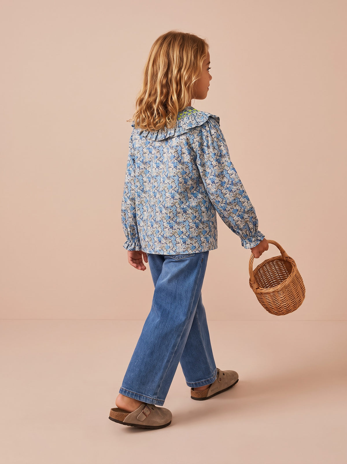 Blouse Rio bleu clair de dos, collerette volantée