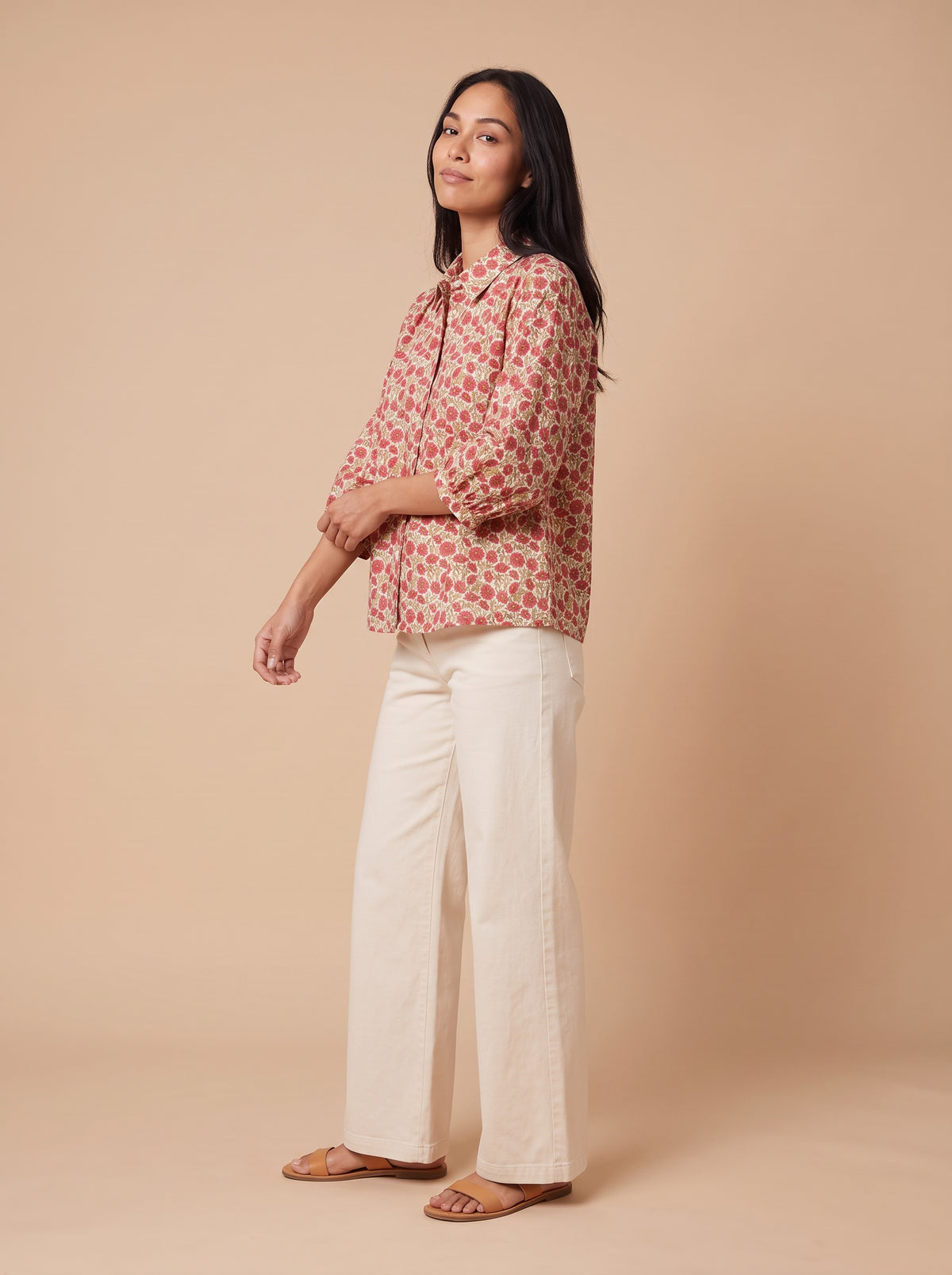 Chemise Jeanne- coquelicot portée