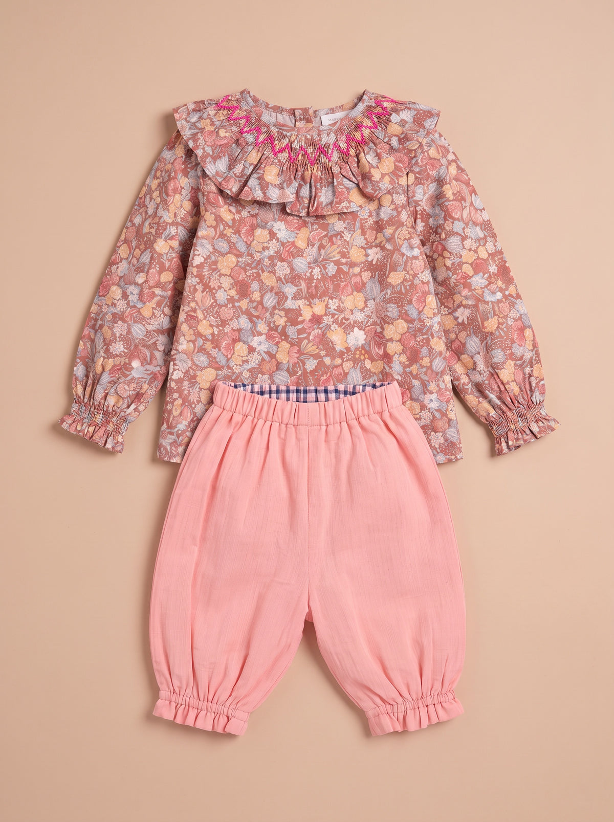 Ensemble blouse Rio rouge et bloomer Romy rose doublé, à plat