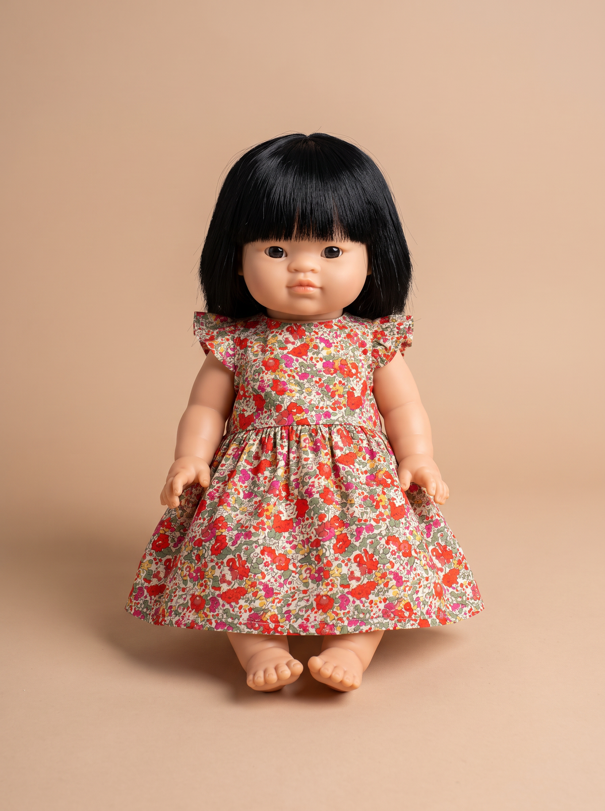 Robe de poupee Chilly portee par la poupee - vue produit